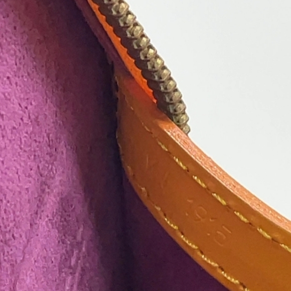 SALE! Authentic Louis Vuitton Epi Lussac Mustard Yellow Shoulder Bag W/Dust Bag - Picture 15 of 16